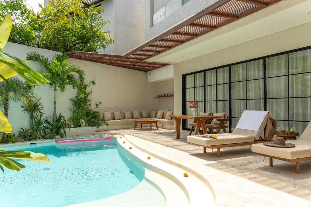 NILA RESIDENCE